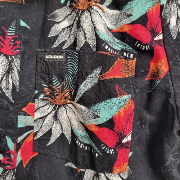 VOLCOM SHIRT FLORAL MODERN FIT VERANO STONE BLACK, SIZE SMALL - Picture 4 of 11